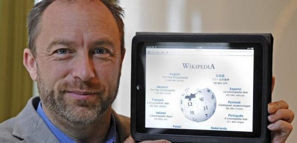 Wikipedia Founder: Apple Should Stop Selling iPhones in the UK If Govt Passes “Stupid Law”