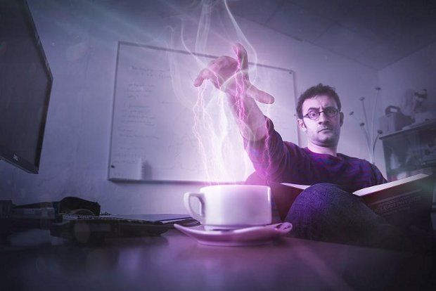 Physicist uses the Force to reheat cofee