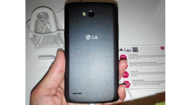 LG L80 (back)