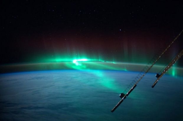 This stunning photo was taken from aboard the ISS