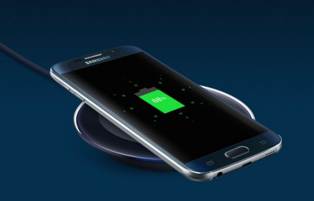 Wirelessly charging the Samsung Galaxy S6