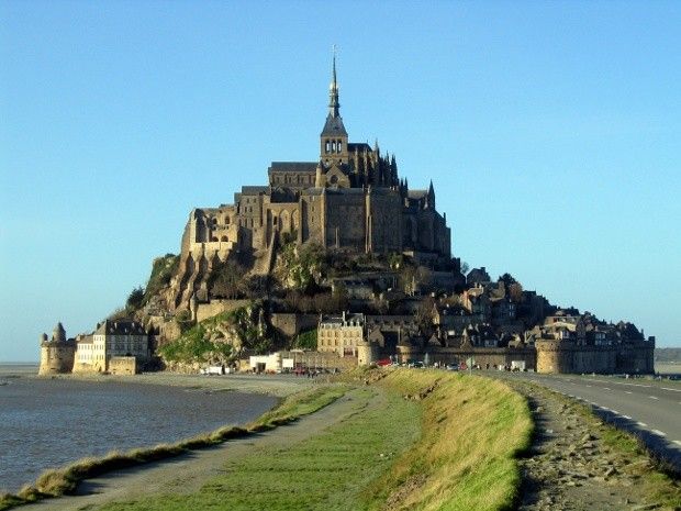 Causeway usually connects Mount Saint-Michel to the mainland