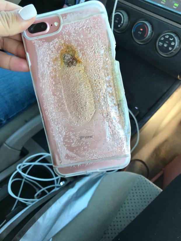Melted case on iPhone 7 Plus