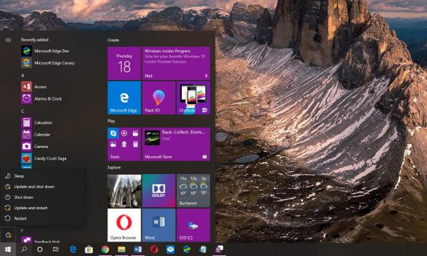 Start menu in Windows 10 version 1903 with power button indicator for updates
