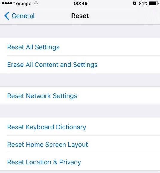 Erasing all content from the iPhone's settings