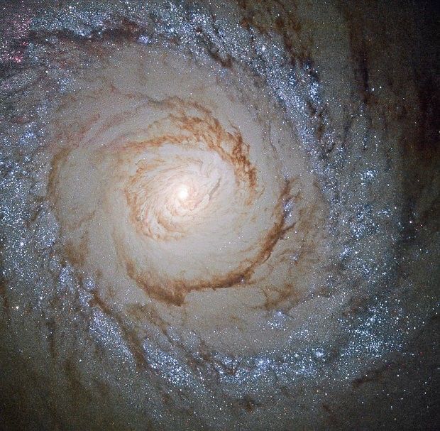 Hubble view of spiral galaxy Messier 94