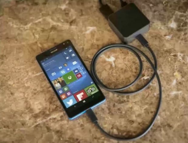 Lumia 950 XL and Continuum adapter for Windows 10 Mobile