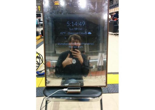Yes, selfies are best made while checking the weather in your mirror