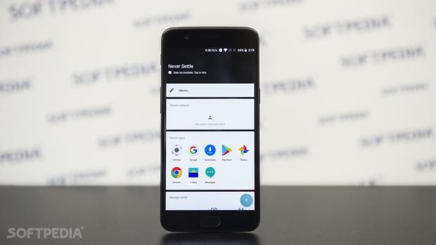 OnePlus 5 iPhone-like widget screen