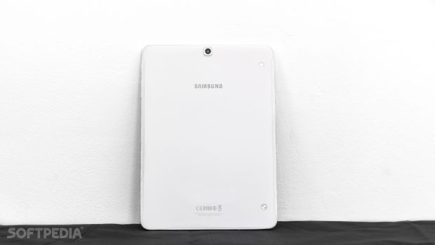 Samsung Galaxy Tab S2 9.7 back side