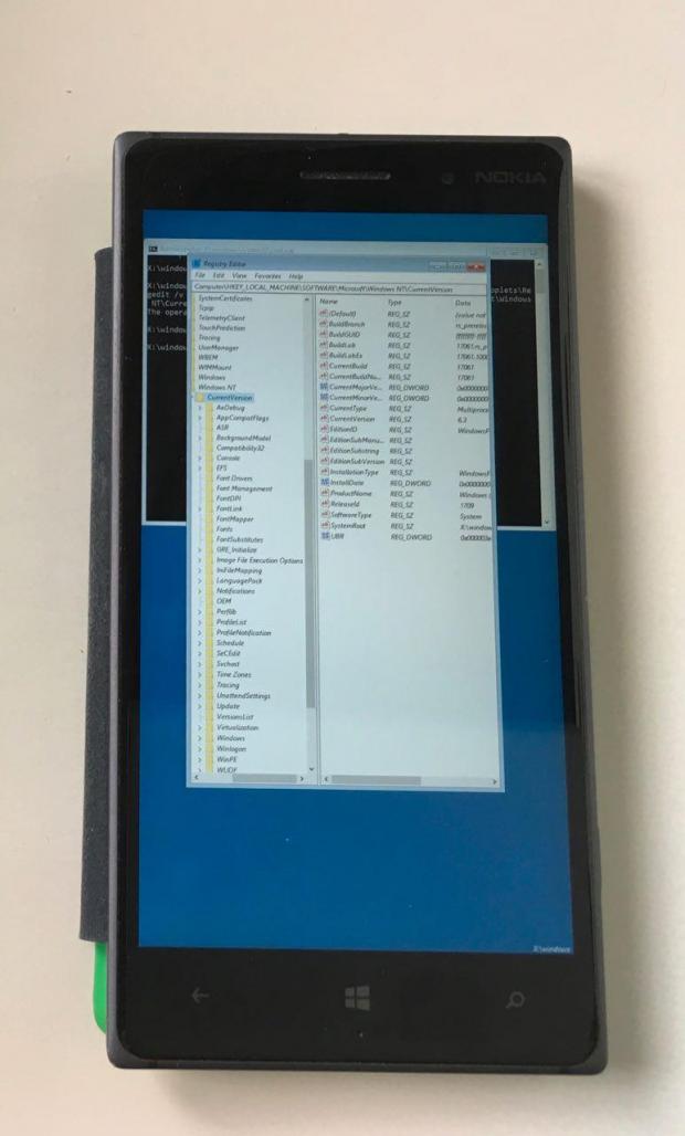Windows 10 on ARM running on Lumia 1520