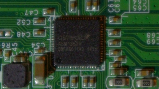 The ASMedia ASM1352R microcontroller