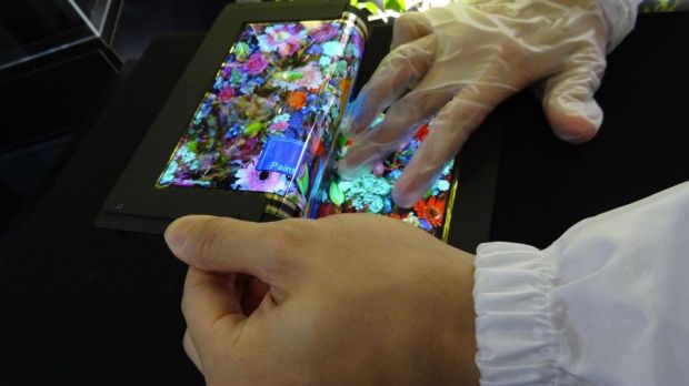 8.7-Inch Super AMOLED displays might be implemented into products at some point