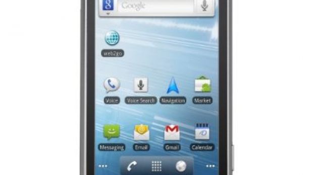 T-Mobile G2 (front closed)
