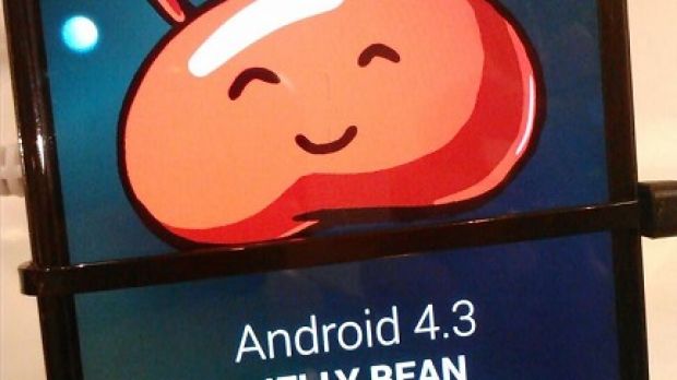 Android 4.3 Jelly Bean emerges on Nexus 4