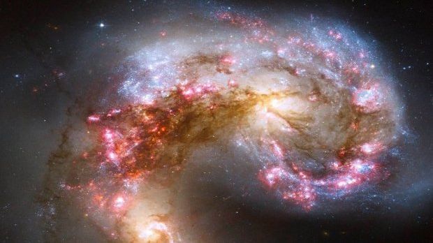 A view of merging galaxies NGC 4038 and NGC 4039