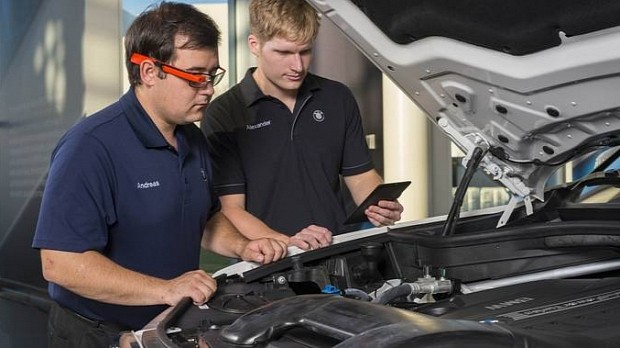 Google Glass in use by BMW