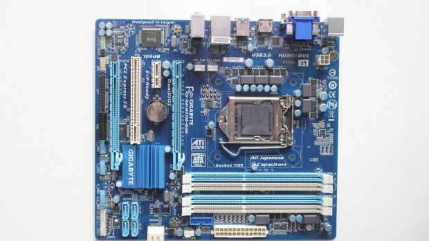 Gigabyte H77M-D3H Micro-ATX LGA 1155 motherboard for Intel Ivy bridge CPUs