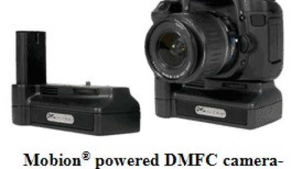 Mobion powered DMFC camera grip prototype