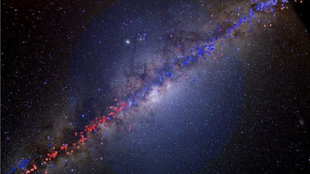Spherically symmetric blue halo illustrates the distribution of dark matter in the Milky Way