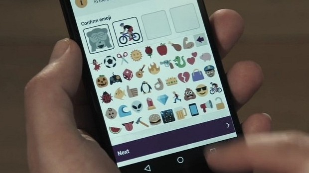 A closer look at the Emoji Passcode interface