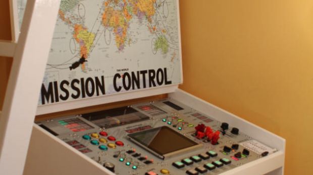 Dad built a Mission Control Center for his son