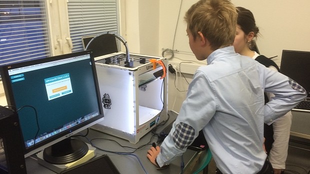 Ultimaker brings free 3D printing classes to schools