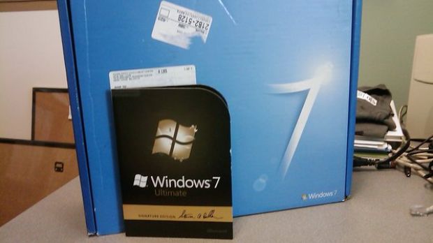 Windows 7 RTM Ultimate Steve Ballmer Signature Edition