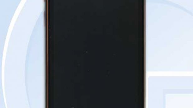 Gionee W900 (front closed)