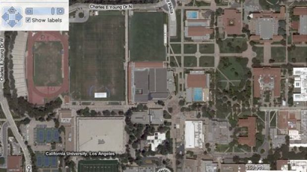A shot of the UCLA campus using a Virtual Earth aerial photo (hybrid) map