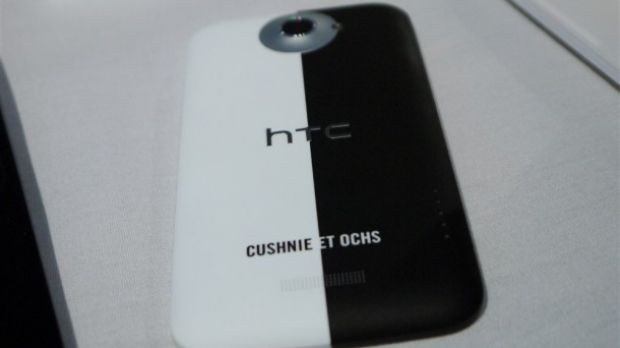 Limited Edition Cushnie et Ochs HTC One X