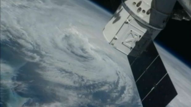 The Space X Dragon and hurricane Sandy