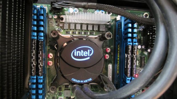 Intel liquid cooler