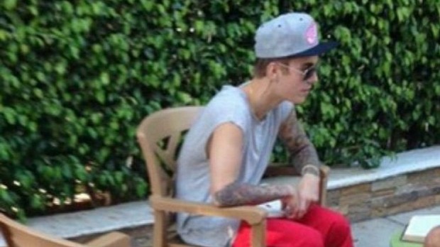 Justin Bieber photographed at Bible rehab