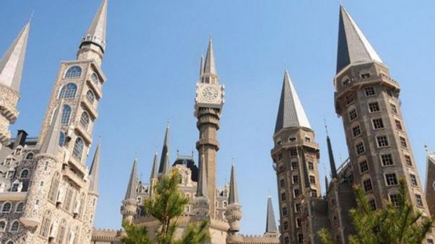 This building in China's Hebei province looks like Hogwarts