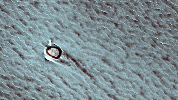 Mars' icy crater spotted by MRO's HiRISE camera