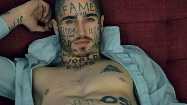 Vin Los has inked himself with random words because he wants to be famous