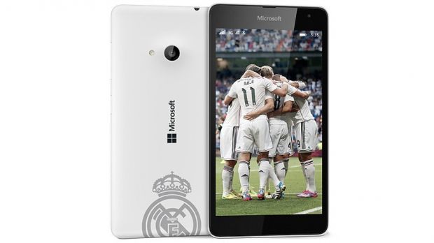 Microsoft Lumia 535 Dual SIM Real Madrid edition (back & front)