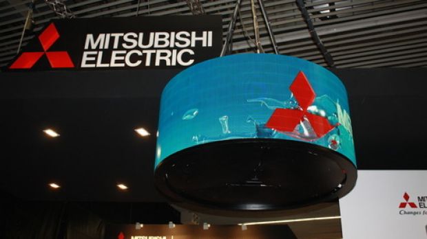 Mitsubishi reveals new OLED displays