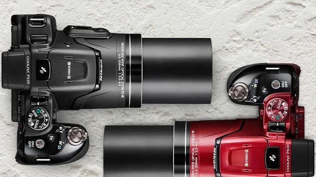 Nikon COOLPIX P610 Black and Red Camera