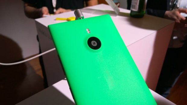Green Lumia 1520