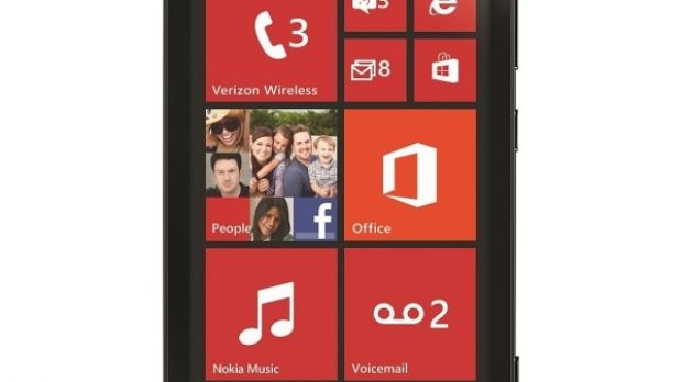 Nokia Lumia 822 (front)