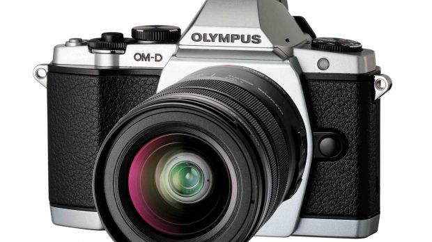 Olympus OM-D E-M5 Micro Four Thirds ILC camera