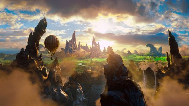 “Oz the Great and the Powerful” bears the signature of production designer Robert Stromberg