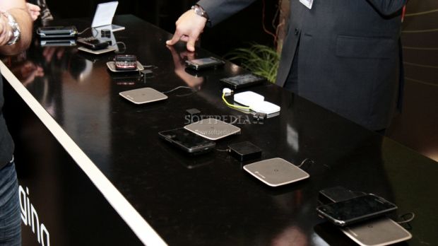 Powermat single-device chargers
