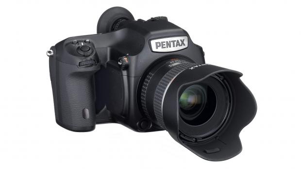 Pentax 645D 2014 Front