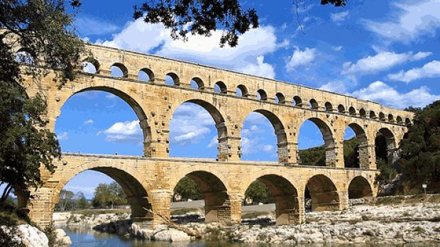 Roman aqueduct of Pont du Gard (France)