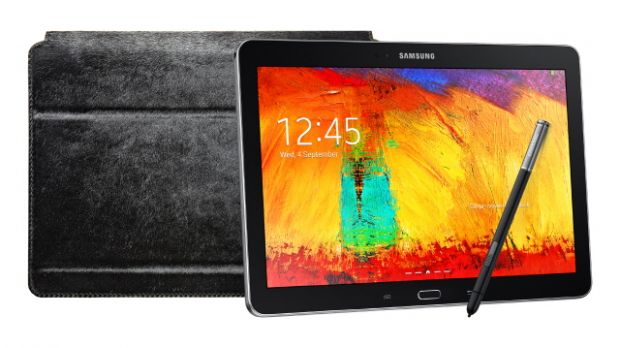The Samsung Galaxy Note 10.1 2014 Edition has two designer cases