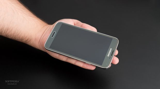 Samsung Galaxy S5 (front horizontal)