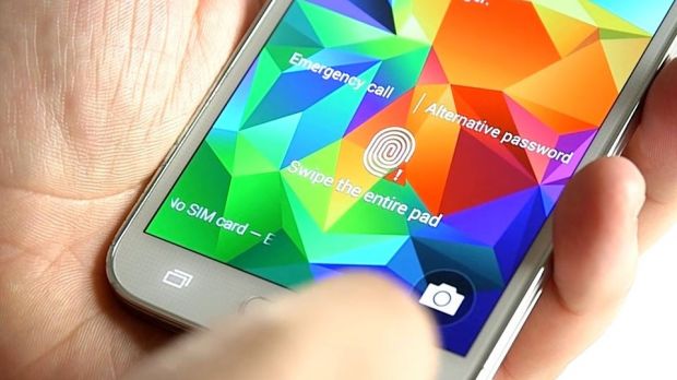Samsung's Galaxy S5 has swipe-based fingerprint scanner
